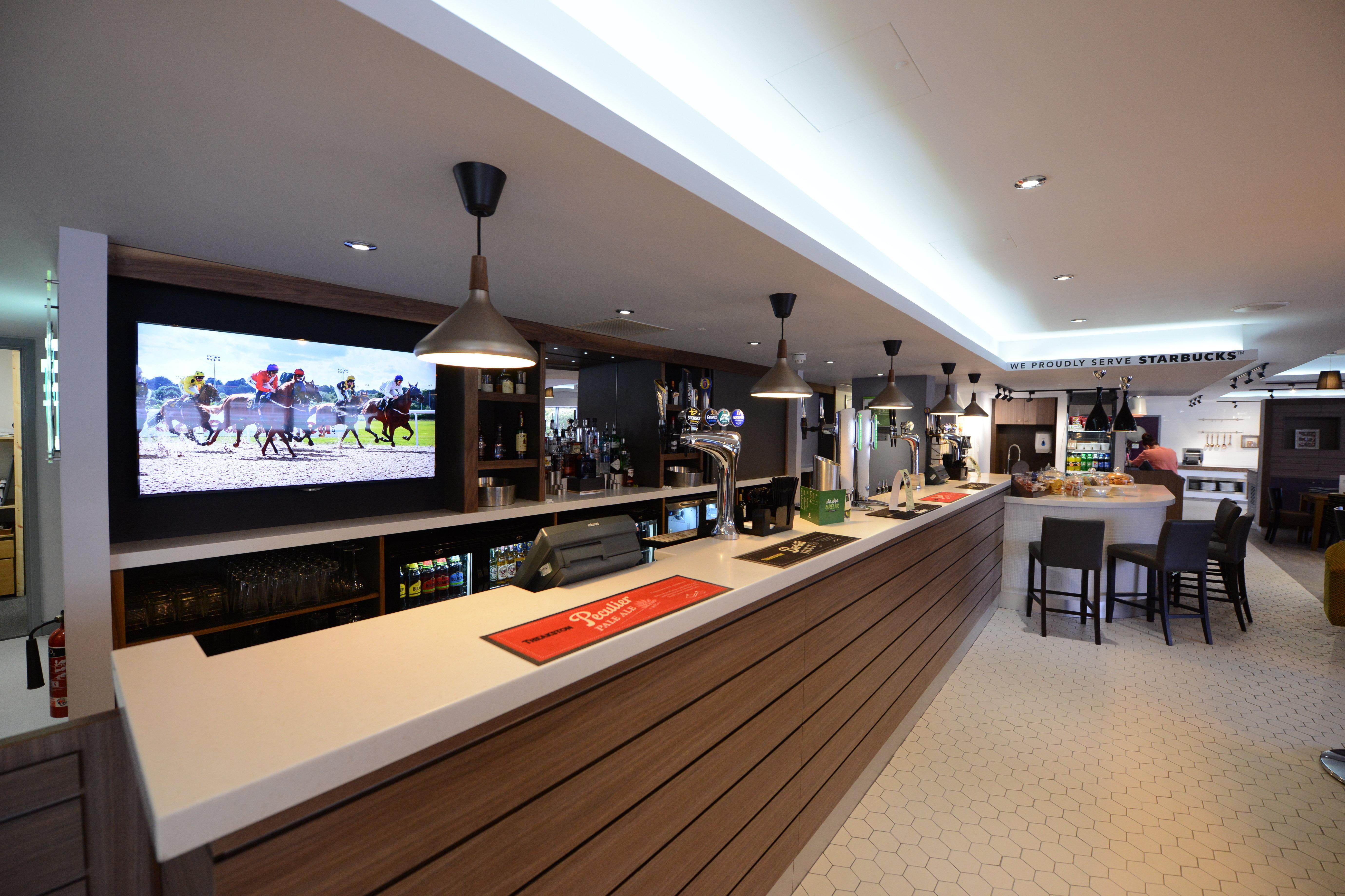 Holiday Inn Wolverhampton - Racecourse By Ihg Exterior photo