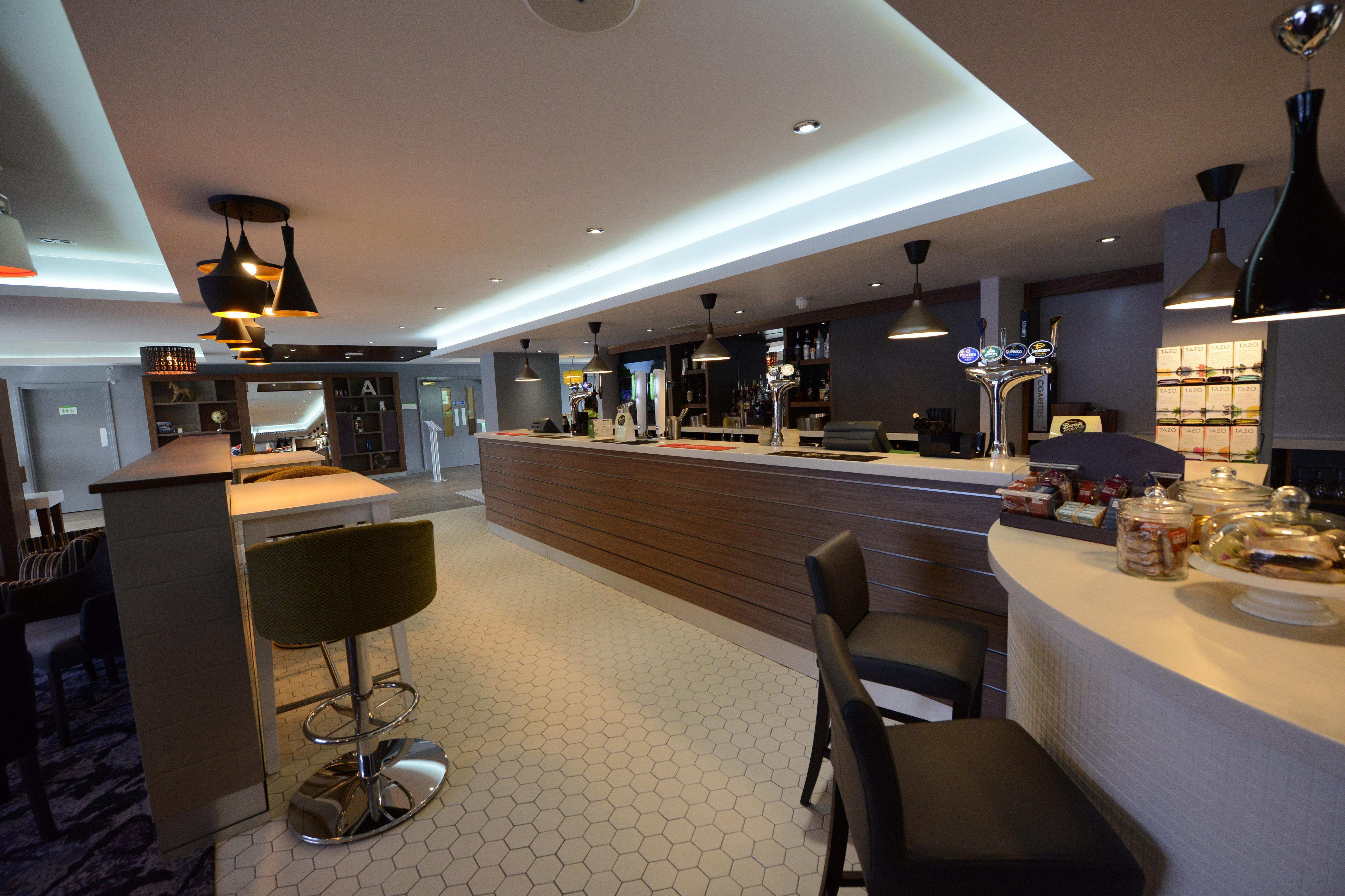 Holiday Inn Wolverhampton - Racecourse By Ihg Exterior photo