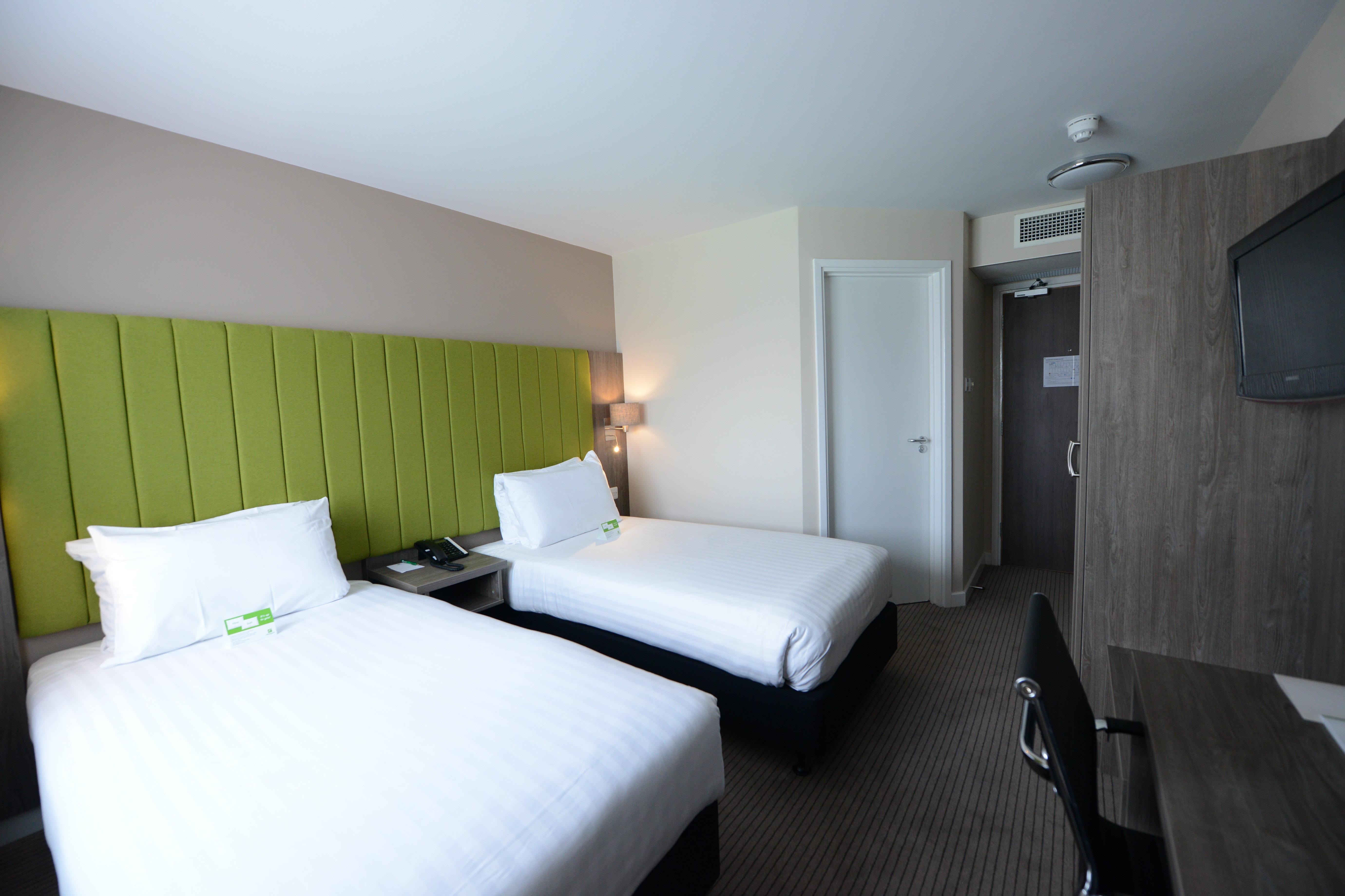 Holiday Inn Wolverhampton - Racecourse By Ihg Exterior photo