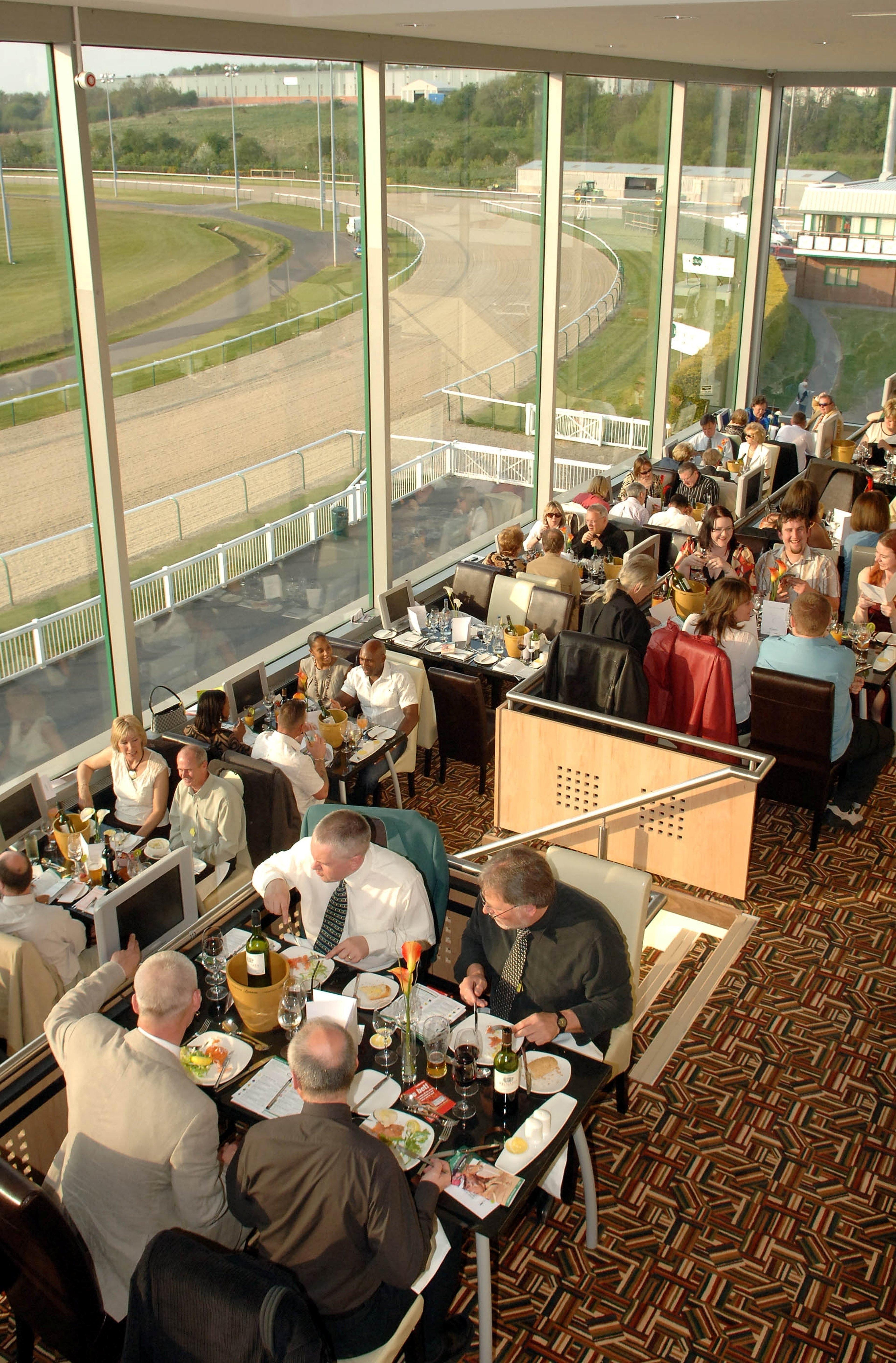 Holiday Inn Wolverhampton - Racecourse By Ihg Exterior photo