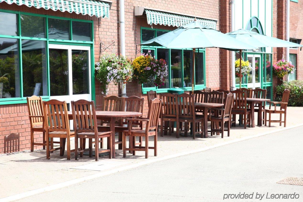 Holiday Inn Wolverhampton - Racecourse By Ihg Restaurant photo